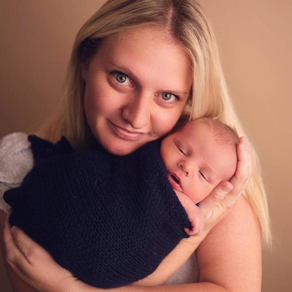 Meet your Posher, Trish - Picture 1 of 1